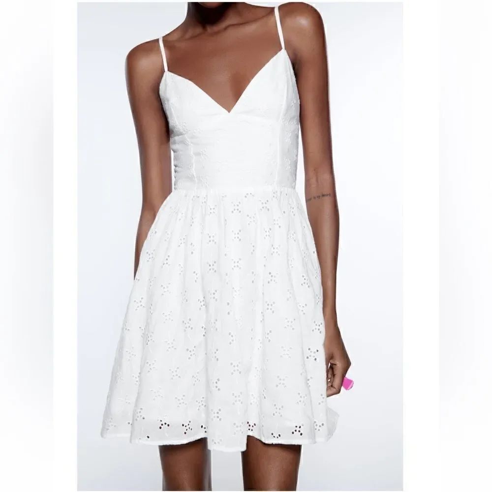 NWT Zara Openwork Embroidered Eyelet Dress - Picture 4 of 12